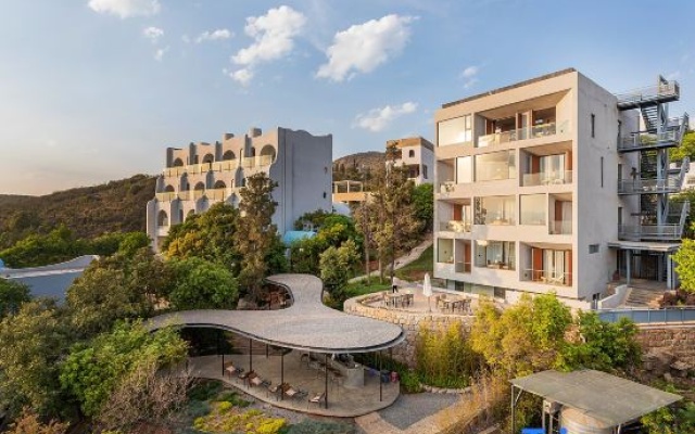 Yun Hill Resort