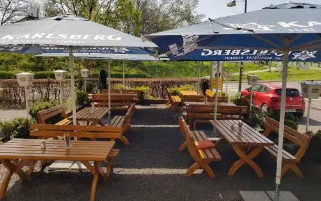 Hotel Restaurant Zur Hexe