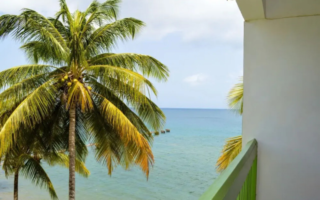 Portsmouth Beach Hotel