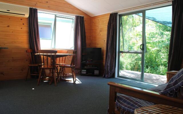 Off The Beaten Track Accommodation