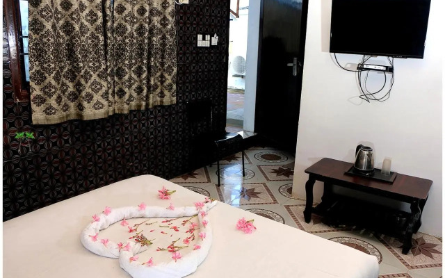 Red Carpet Residence