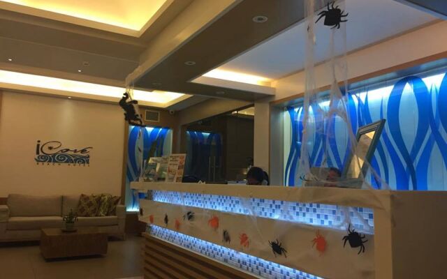 iCove Beach Hotel