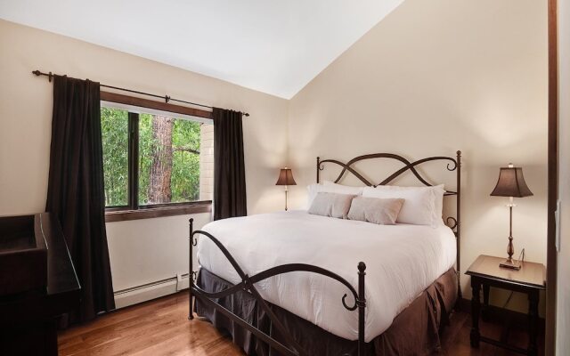 Golf Terrace Townhome 25