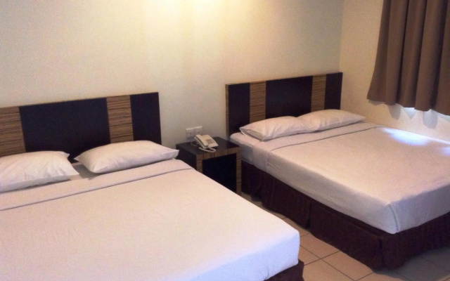 Hotel Traveller – Guest Rooms – Kota Kinabalu