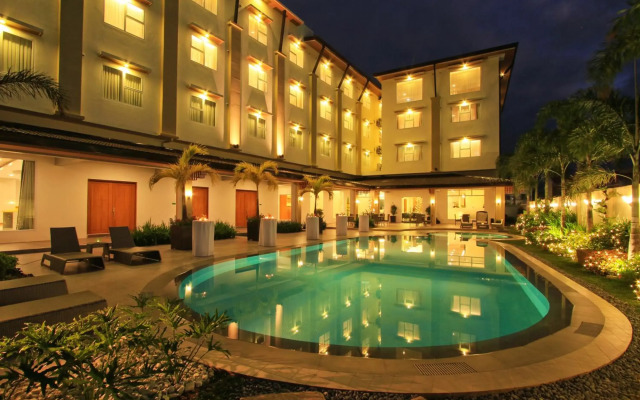 Harvest Hotel