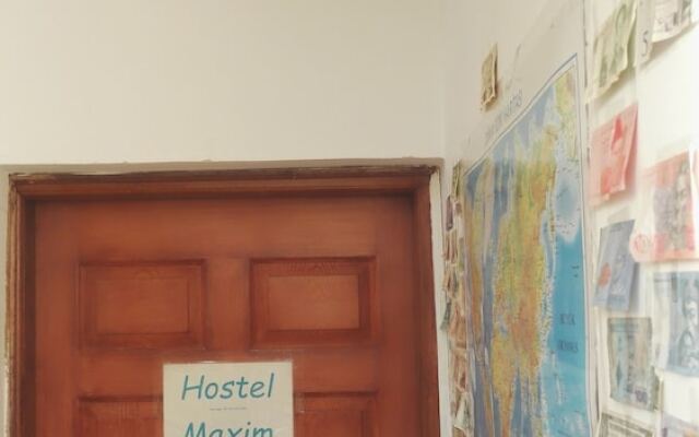 Hostel Maxim
