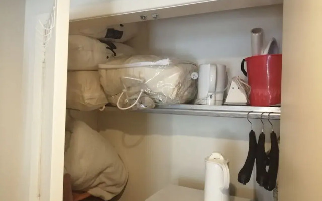 1 Beds including 1 Sofa Bed Studio