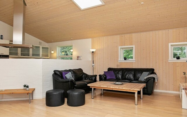 Enticing Holiday Home in Hals With Terrace