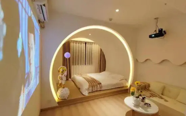 Cuizhuting Homestay (Luoyang Luoqi Ancient City Branch)