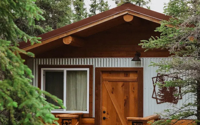 Tonglen Lake Lodge
