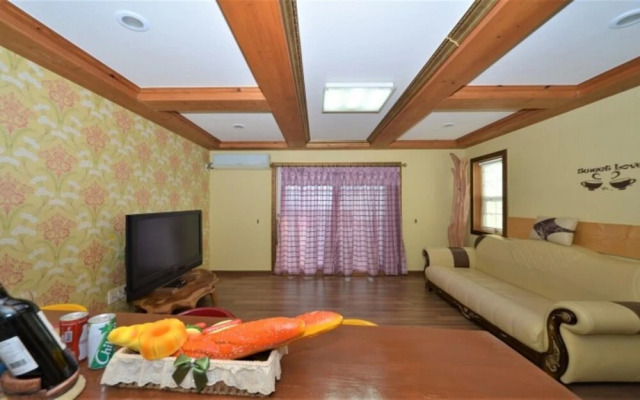 Geojedo Birds Hill Pension