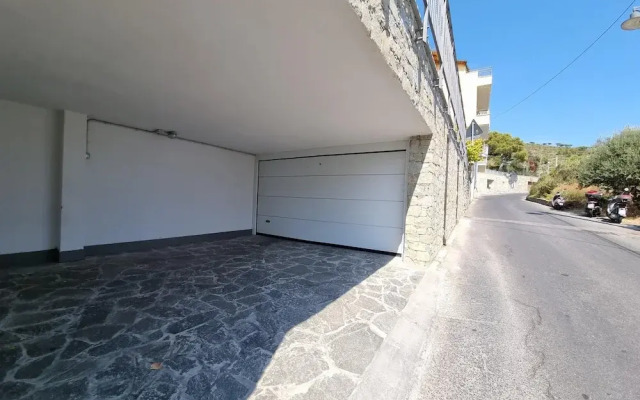 Serena 1 in Alassio With 2 Bedrooms and 2 Bathrooms