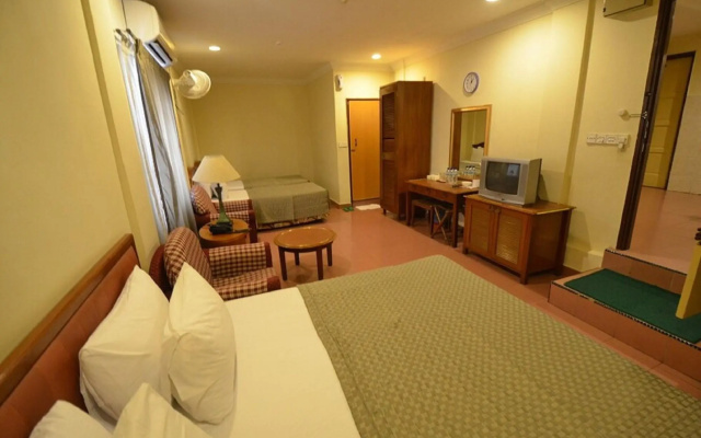 Lotus Family Hotel, Medan Tuanku – Guest Rooms – Kuala Lumpur