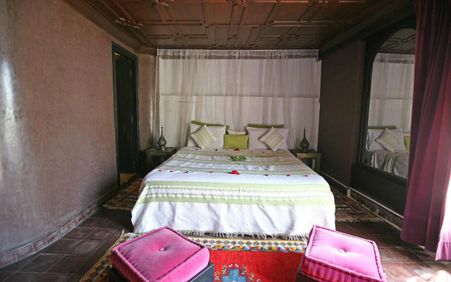 Riad Fabiola et Spa By La Siredrah