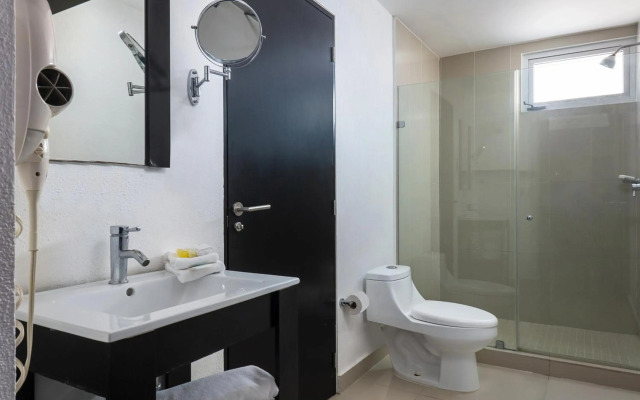Suites Malecon Cancun
