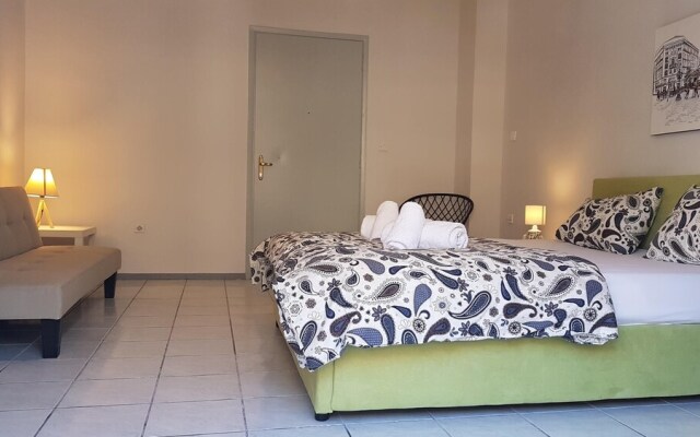 Erra - Carmine - Athens Center,150m²,6 BD,3 BATH