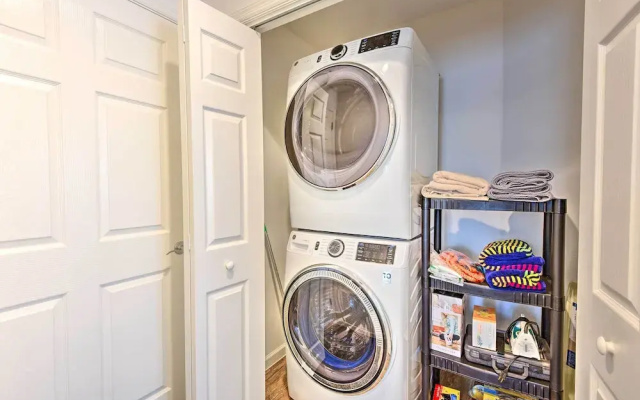 Quiet Home in The Villages w/ Pool Access!