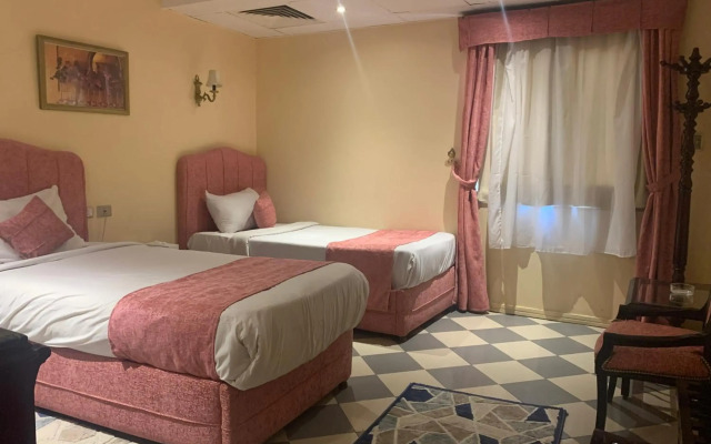 Holidays Express Hotel