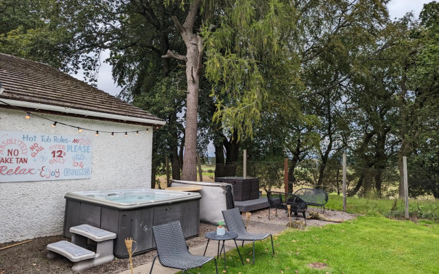 Doocot At Bonnyside House