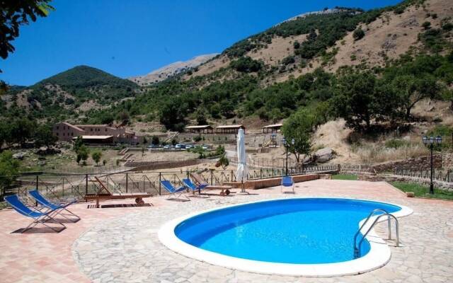 Masseria rocca di Gonato