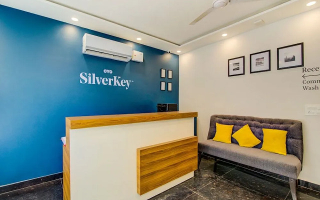 Silverkey Executive Stays 19653 Star Mall