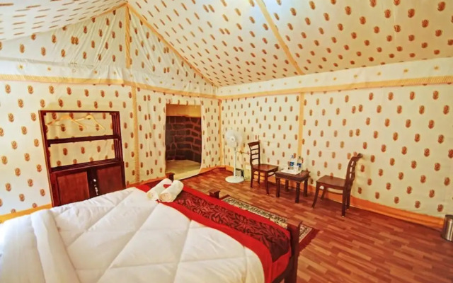 Om Desert Resort