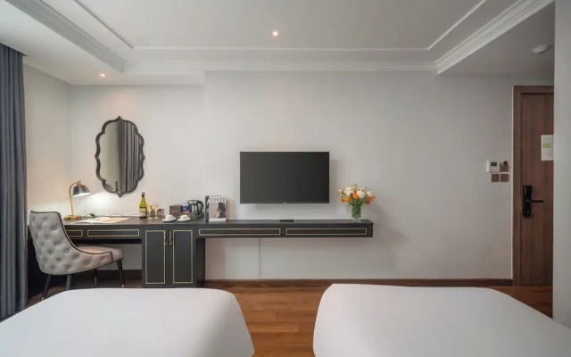 22Land Cloud Hotel