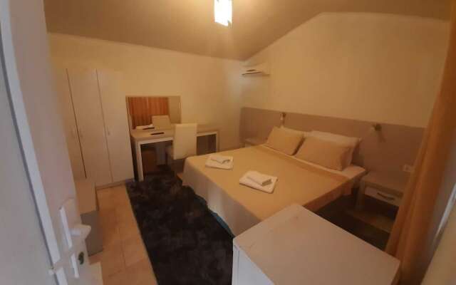 Moyside otel
