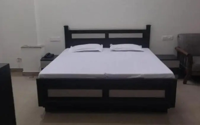 Bhagwan Guest House