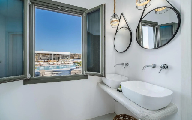 Amethyst Luxury Suites