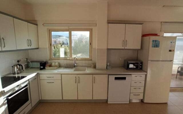 Apartment - penthouse 200 meters from the beach