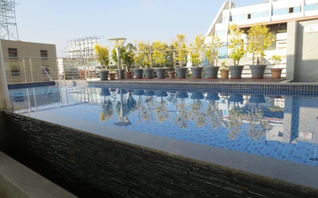 Iris Hotel