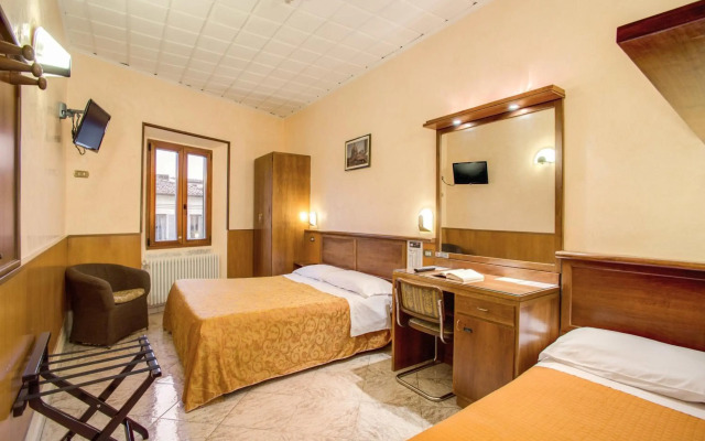 Hotel Lorena