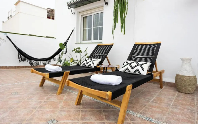 Naim Guest House Nerja