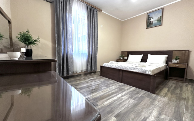 Noshen guest house