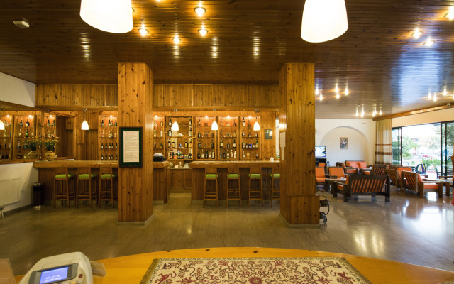 International Hotel