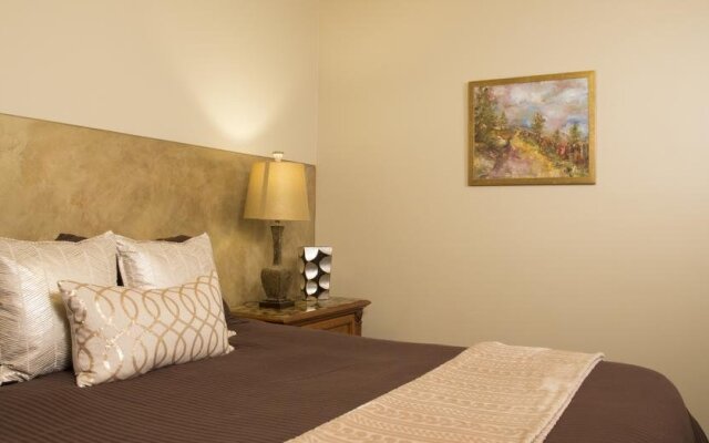 Luxx Boutique Hotel