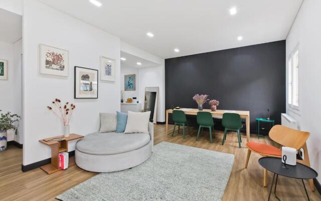 110m² art & tech flat, perfect for digital nomads