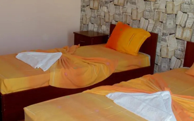 La Piazza Family Hotel