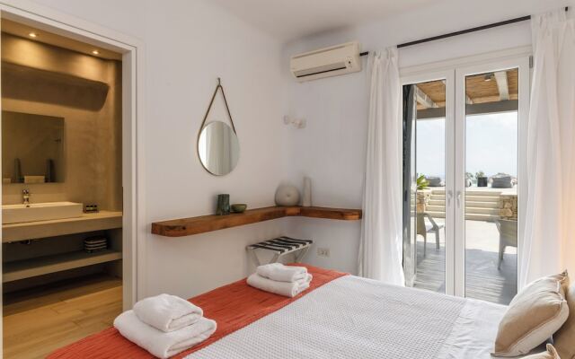 Waterfront Villa Angelika Pink Pelikan