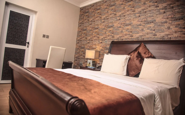 Fryburg Suites