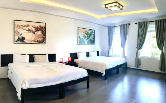 Phu House Hostel