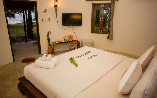 The Tropical Beach Resort