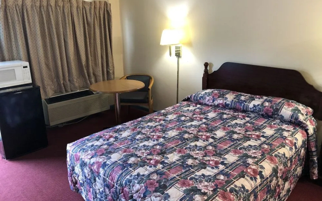 Red Maple Inn