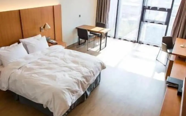 J Square Hotel