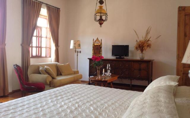 Casa Montalvo Bed & Breakfast