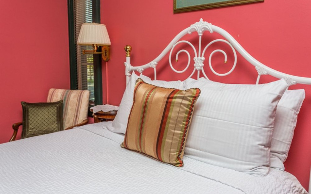 Spencer House Inn Bed & Breakfast