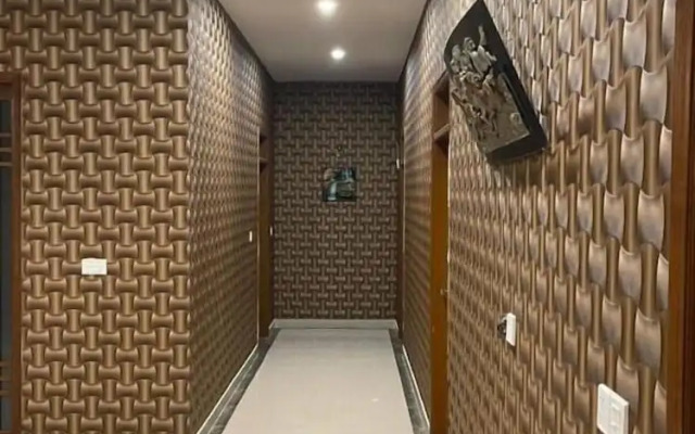 Hotel Executive Lodge