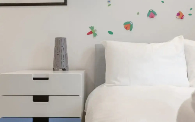 Modern 3 Bedroom Top Floor Apartment