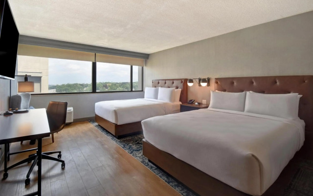 Four Points by Sheraton Boston Newton